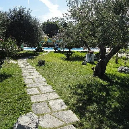 Bed & Breakfast Le Camporelle In Campagna *